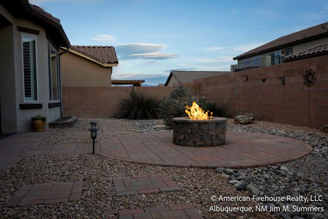 8708 Espacio Verde Road NW, Albuquerque, NM 87120