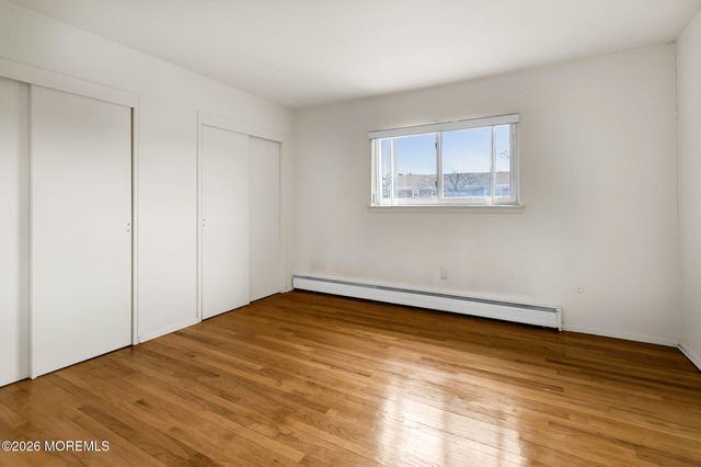 15 Azalea Court B, Eatontown, NJ 07724