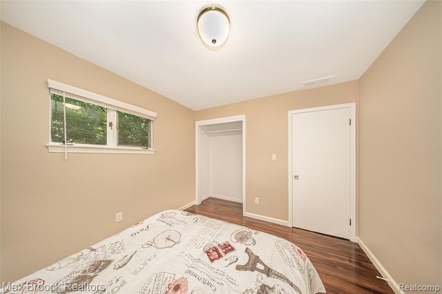 6730 Halyard Road, Bloomfield Hills, MI 48301