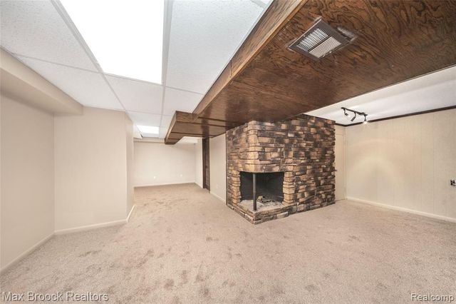 6730 Halyard Road, Bloomfield Hills, MI 48301