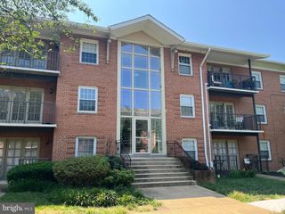 3336 SPRING LN #A-32, Falls Church, VA 22041