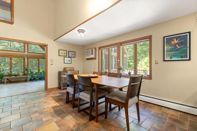 82 Corn Rd, Bolton, MA 01740