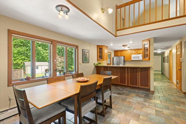 82 Corn Rd, Bolton, MA 01740