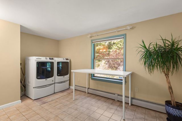 82 Corn Rd, Bolton, MA 01740