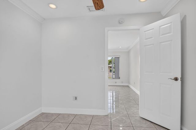 4602 BISON Street, Boca Raton, FL 33428