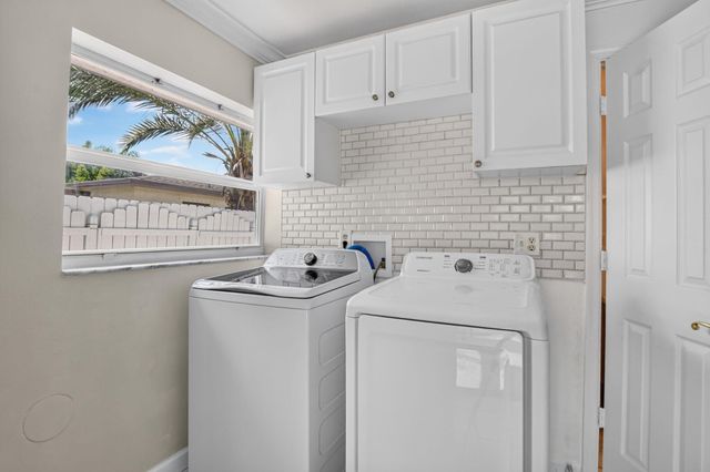 4602 BISON Street, Boca Raton, FL 33428
