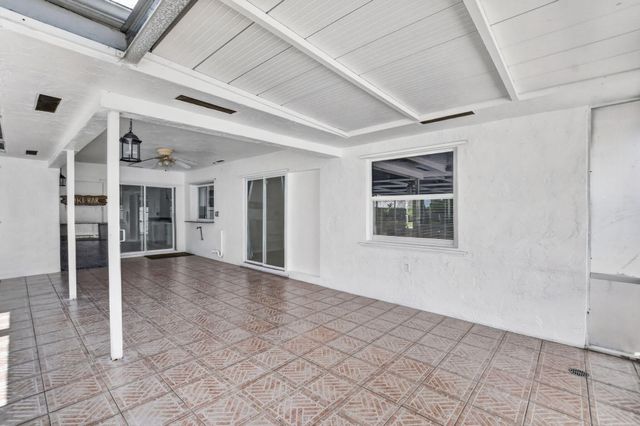 4602 BISON Street, Boca Raton, FL 33428