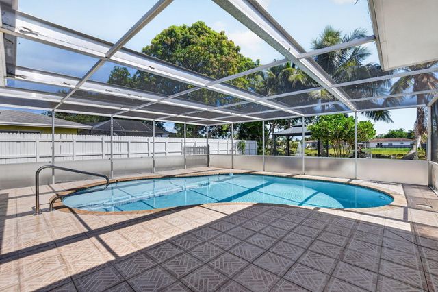 4602 BISON Street, Boca Raton, FL 33428