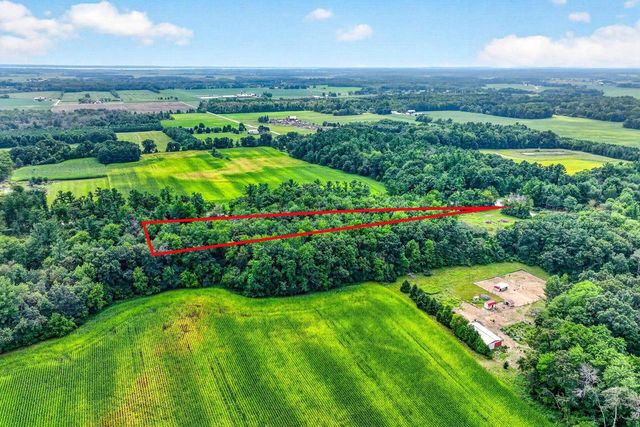 E8566 COUNTY ROAD H, Fremont, WI 54940