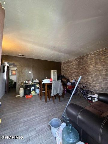 324 DOLAN Street, El Paso, TX 79905