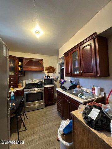 324 DOLAN Street, El Paso, TX 79905