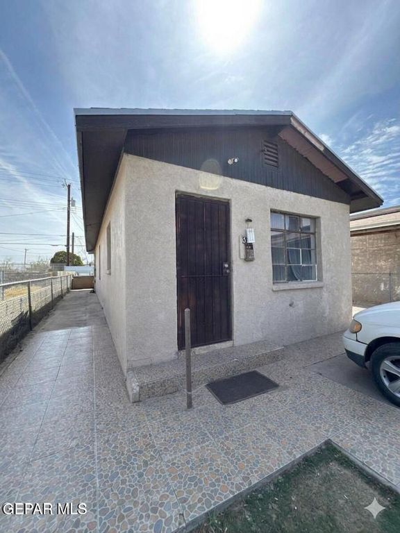 324 DOLAN Street, El Paso, TX 79905