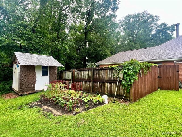 108 GREYSTONE Court, Prattville, AL 36066