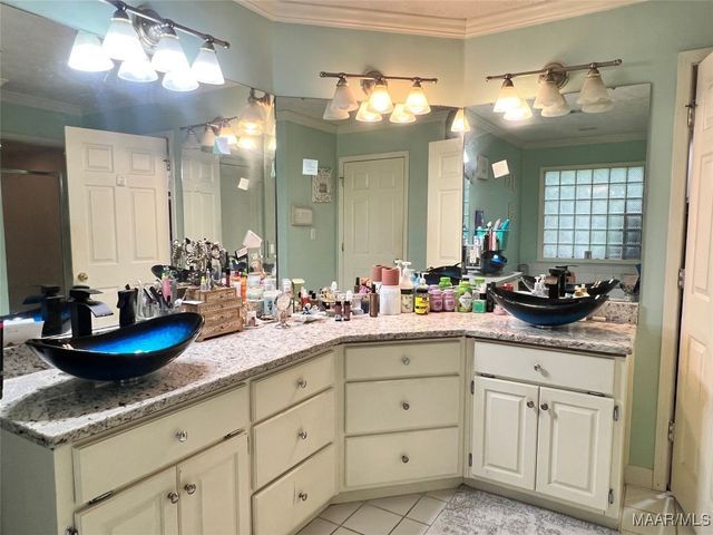 108 GREYSTONE Court, Prattville, AL 36066