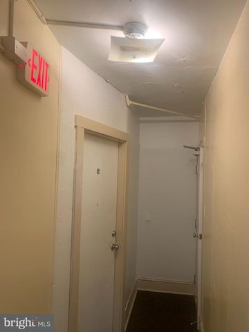 1114 STUYVESANT AVE, Trenton, NJ 08618