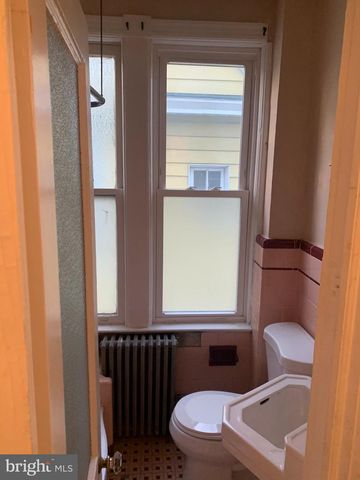 1114 STUYVESANT AVE, Trenton, NJ 08618