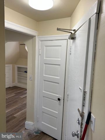 1114 STUYVESANT AVE, Trenton, NJ 08618