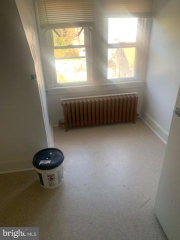 1114 STUYVESANT AVE, Trenton, NJ 08618