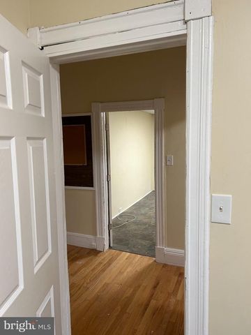 1114 STUYVESANT AVE, Trenton, NJ 08618