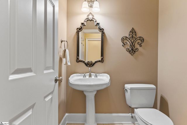 300 Farmers Market Street, Taylors, SC 29687