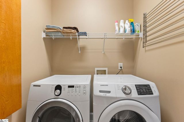 300 Farmers Market Street, Taylors, SC 29687