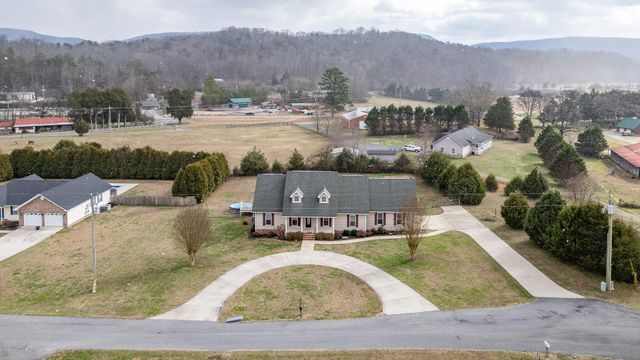87 Happy Valley Road, Dunlap, TN 37327