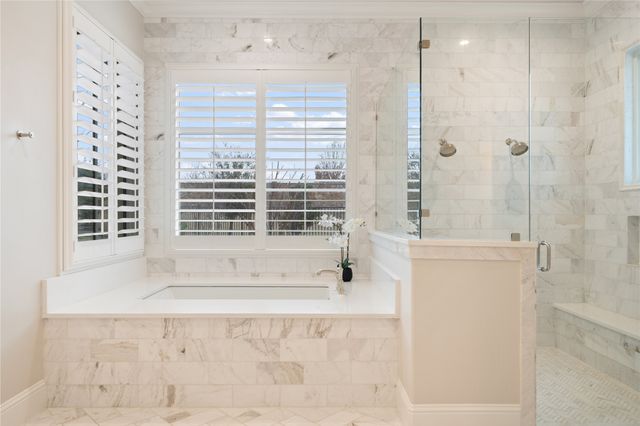 2202 Barcelona Court, Westlake, TX 76262