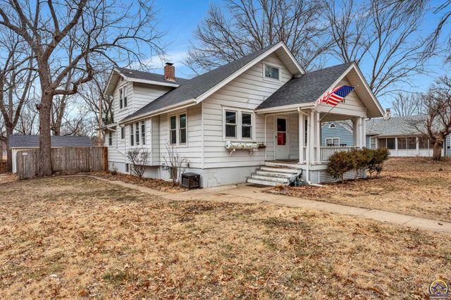 1147 SW Webster AVE, Topeka, KS 66604