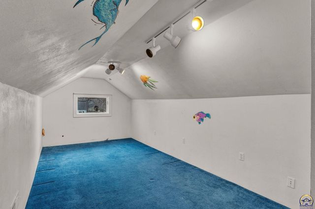 1147 SW Webster AVE, Topeka, KS 66604