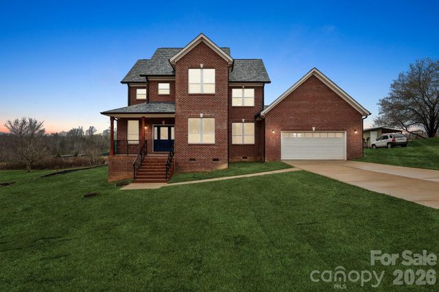 114 Strawberry Court, Lincolnton, NC 28092