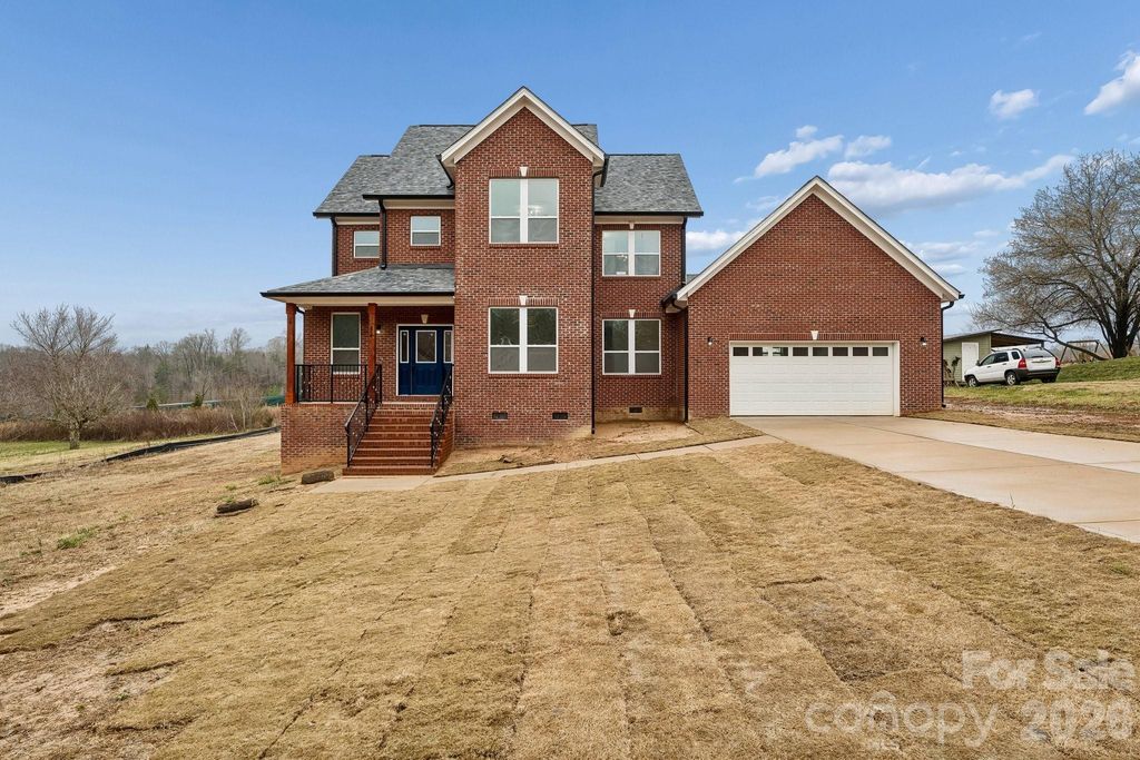 114 Strawberry Court, Lincolnton, NC 28092