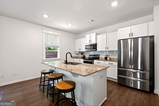 569 Starbuck Parkway, Pendergrass, GA 30567
