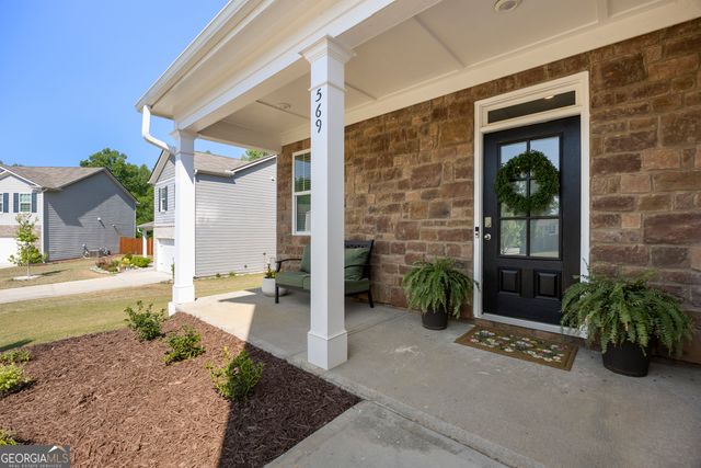 569 Starbuck Parkway, Pendergrass, GA 30567