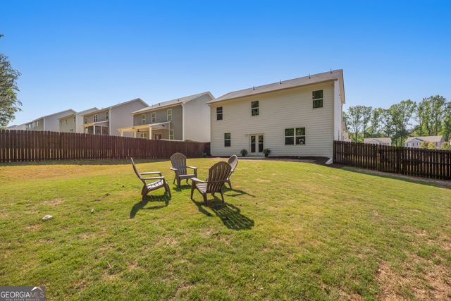 569 Starbuck Parkway, Pendergrass, GA 30567