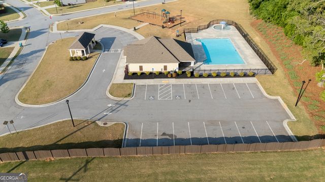 569 Starbuck Parkway, Pendergrass, GA 30567