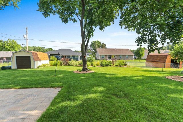 2721 HAZELWOOD LANE, Green Bay, WI 54304
