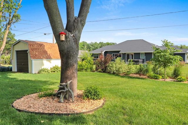 2721 HAZELWOOD LANE, Green Bay, WI 54304
