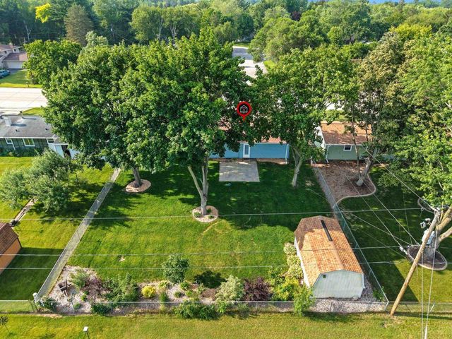 2721 HAZELWOOD LANE, Green Bay, WI 54304