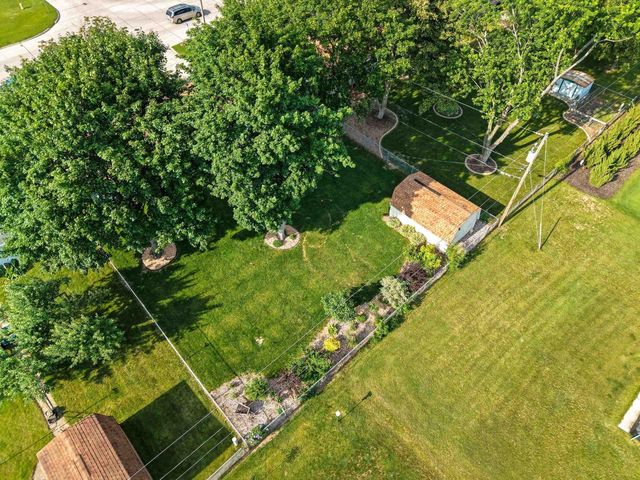 2721 HAZELWOOD LANE, Green Bay, WI 54304