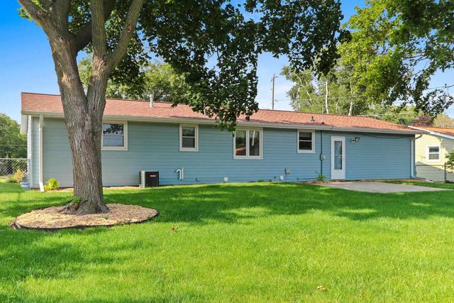 2721 HAZELWOOD LANE, Green Bay, WI 54304