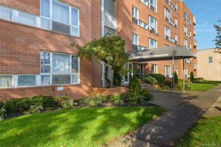 205 Mineola Boulevard 3G, Mineola, NY 11501