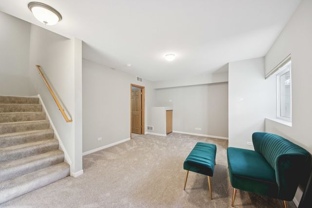 6130 RIVER BEND Place, Lisle, IL 60532