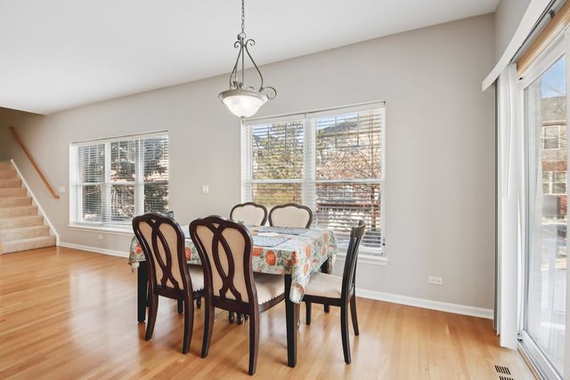 6130 RIVER BEND Place, Lisle, IL 60532