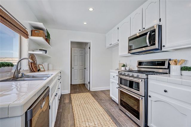 1909 Mathews Avenue A, Redondo Beach, CA 90278