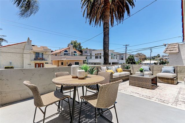 1909 Mathews Avenue A, Redondo Beach, CA 90278
