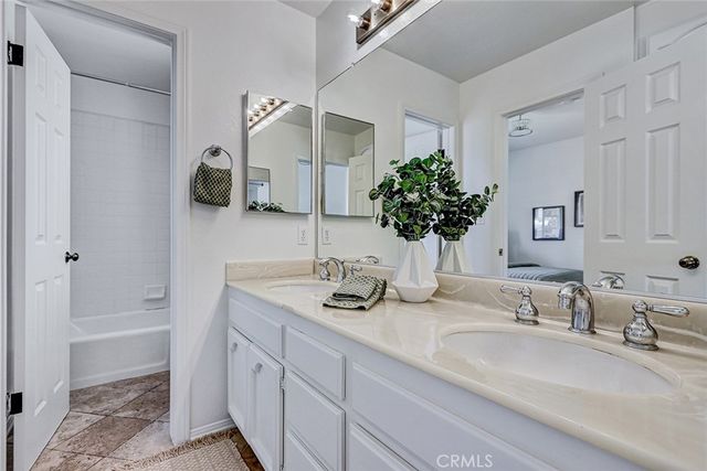 1909 Mathews Avenue A, Redondo Beach, CA 90278