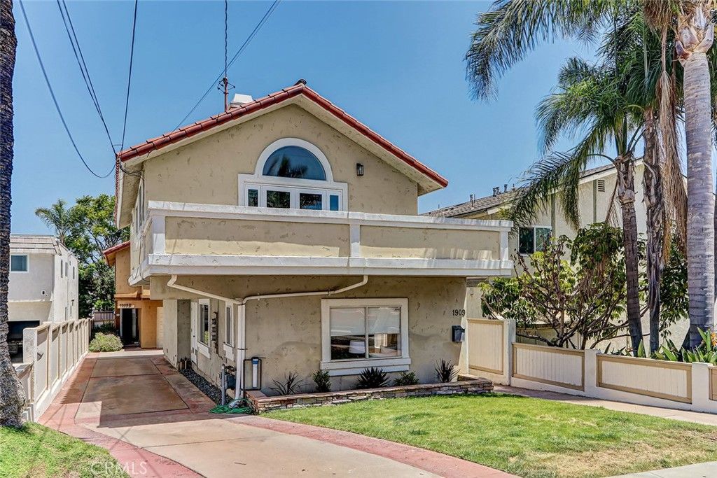1909 Mathews Avenue A, Redondo Beach, CA 90278