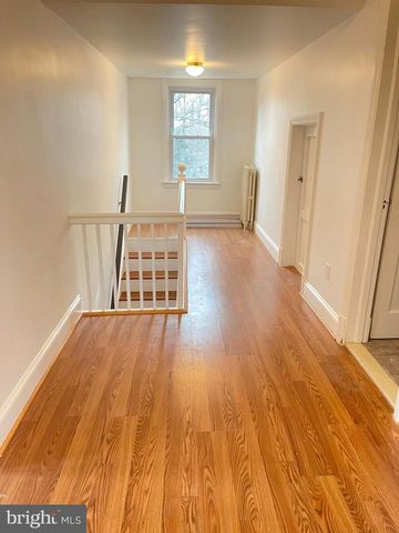 9066 BALTIMORE AVE, College Park, MD 20740