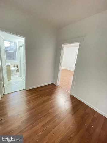 9066 BALTIMORE AVE, College Park, MD 20740