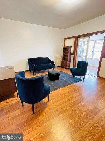 9066 BALTIMORE AVE, College Park, MD 20740
